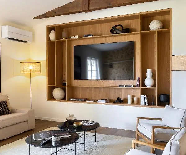 Chateau De Callac 4* Illats